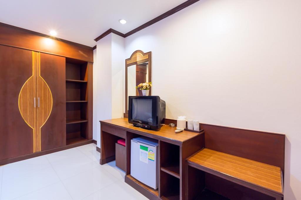 Sharaya Boutique Complex Hotel Patong Bagian luar foto