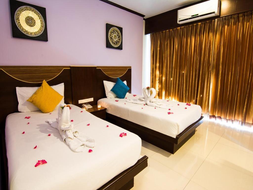 Sharaya Boutique Complex Hotel Patong Bagian luar foto